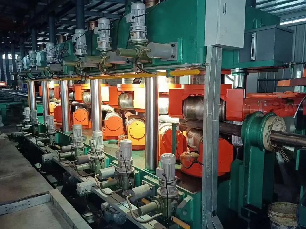 關于領奔機械168全自動數控十三輥管棒矯直機設備的安裝服務